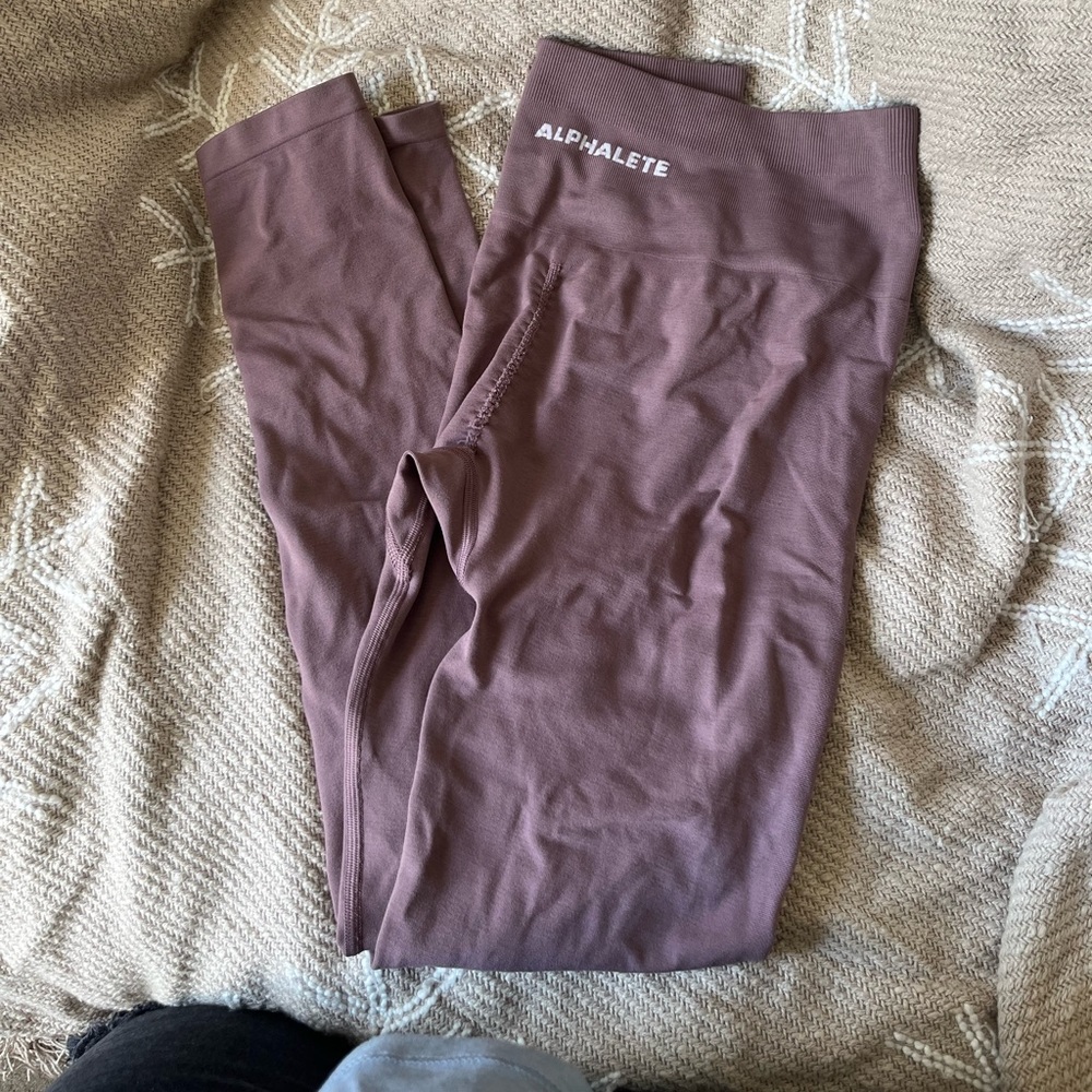 Alphalete amplify leggings